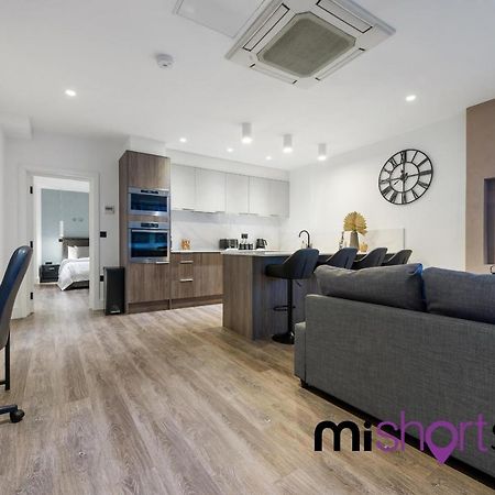 The Residence Fitzrovia - Private One Bedroom Apartment With Own Entrance Londen Buitenkant foto