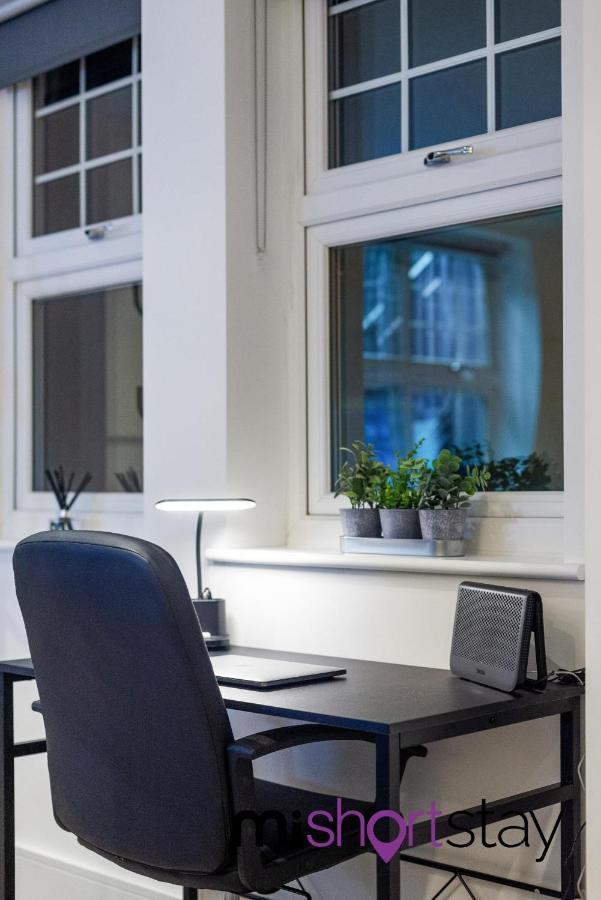 The Residence Fitzrovia - Private One Bedroom Apartment With Own Entrance Londen Buitenkant foto