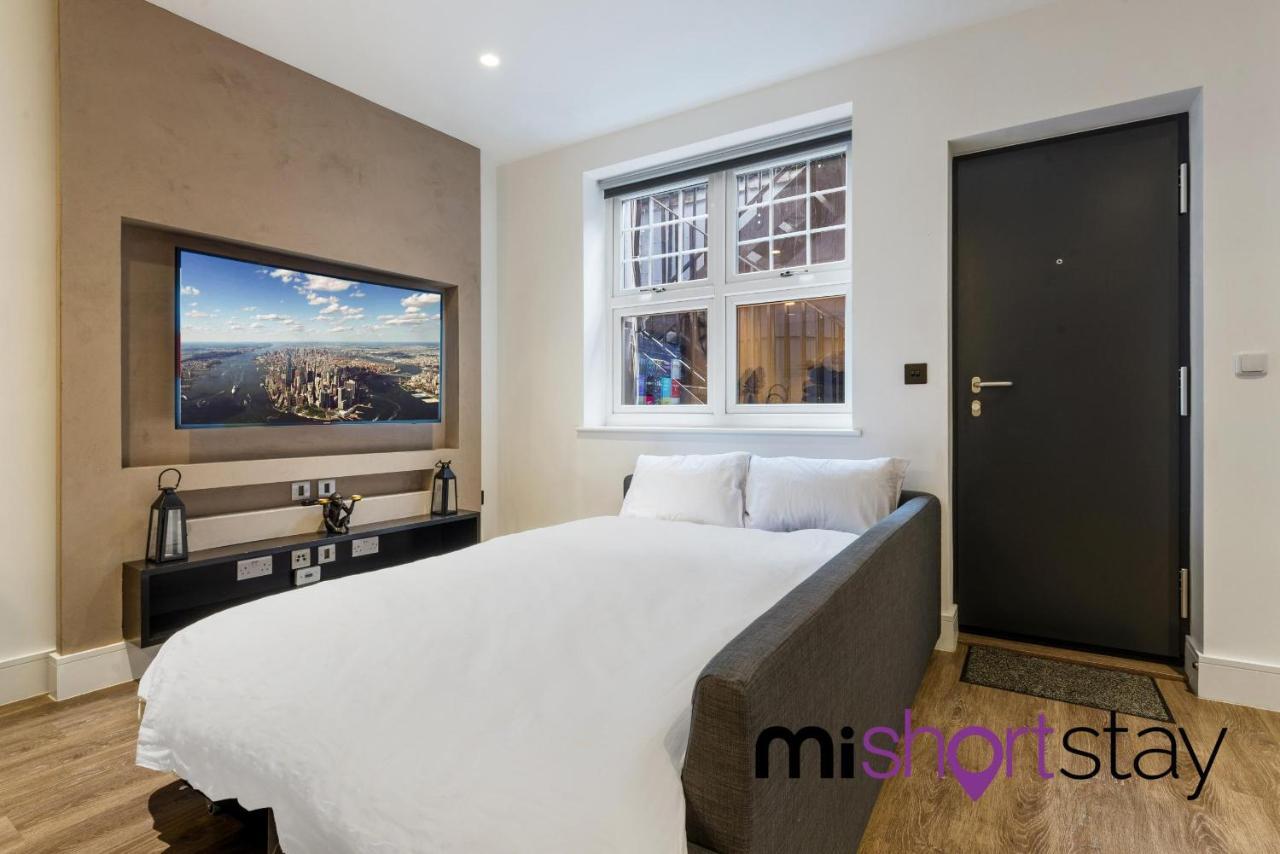 The Residence Fitzrovia - Private One Bedroom Apartment With Own Entrance Londen Buitenkant foto